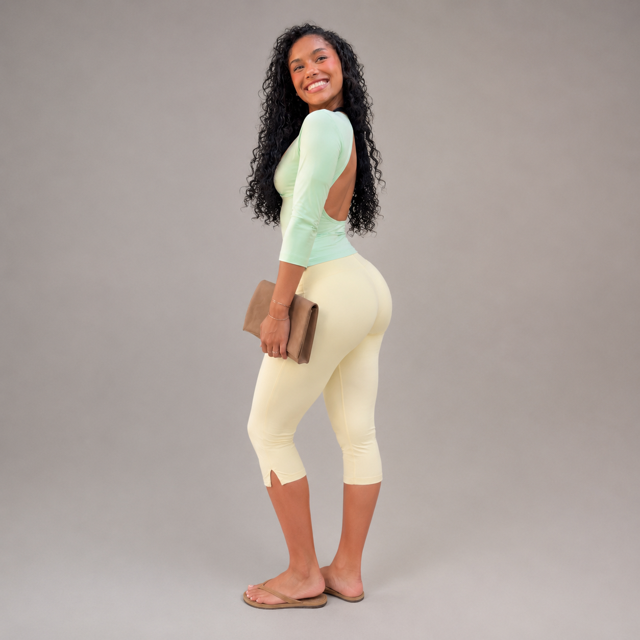 Sculpt Capri Leggings™